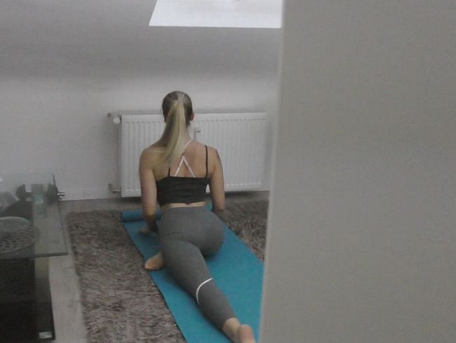Filmst du mich beim Yoga?